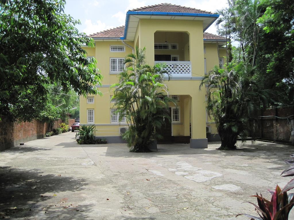 Golden Guest Inn Yangon Exterior photo